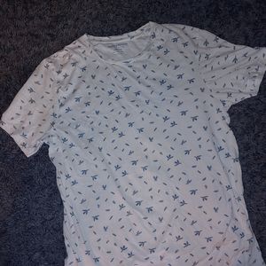 Designer leaves t shirt